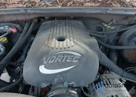 2001 Chevrolet Silverado 1500 Ls z USA, uszkodzony, nr VIN 2GCEC19T811170493